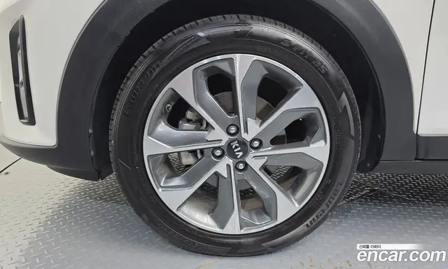 Kia Stonic 2018 1.4 автомат (гидро), миниатюра 5 Kia Stonic 2018 1.4 автомат (гидро), миниатюра 5