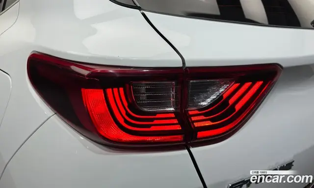 Kia Stonic 2018 1.4 автомат (гидро), миниатюра 9 Kia Stonic 2018 1.4 автомат (гидро), миниатюра 9