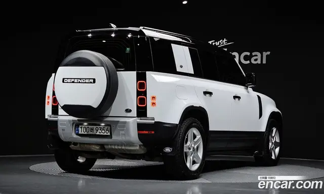 Land Rover Defender 2020 2.0 автомат (гидро), миниатюра 2 Land Rover Defender 2020 2.0 автомат (гидро), миниатюра 2