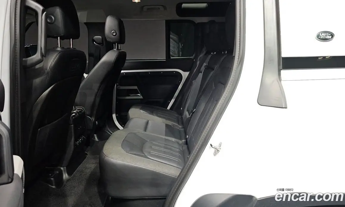Land Rover Defender 2020 2.0 автомат (гидро), фото 16 Land Rover Defender 2020 2.0 автомат (гидро), фото 16