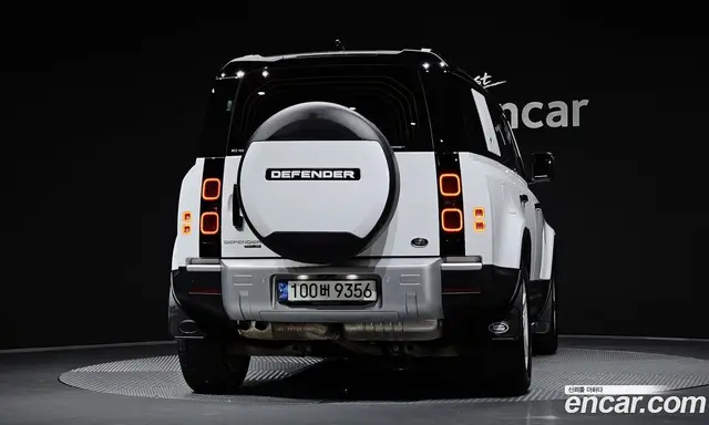 Land Rover Defender 2020 2.0 автомат (гидро), миниатюра 4 Land Rover Defender 2020 2.0 автомат (гидро), миниатюра 4