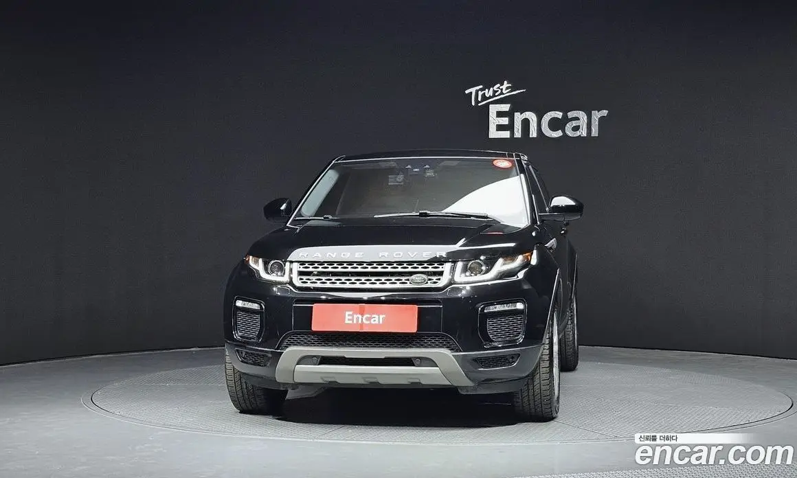 Land Rover Range Rover Evoque 2018 2.0 автомат (гидро), фото 3 Land Rover Range Rover Evoque 2018 2.0 автомат (гидро), фото 3