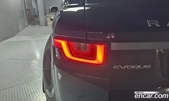 Land Rover Range Rover Evoque 2018 2.0 автомат (гидро), миниатюра 9 Land Rover Range Rover Evoque 2018 2.0 автомат (гидро), миниатюра 9
