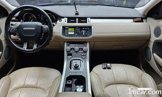 Land Rover Range Rover Evoque 2018 2.0 автомат (гидро), миниатюра 10 Land Rover Range Rover Evoque 2018 2.0 автомат (гидро), миниатюра 10