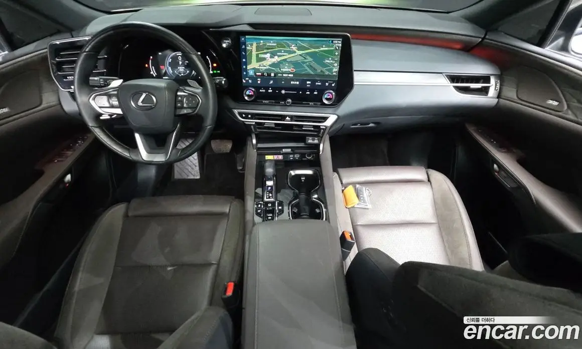 Lexus RX 2023 2.5 автомат (гидро), фото 9