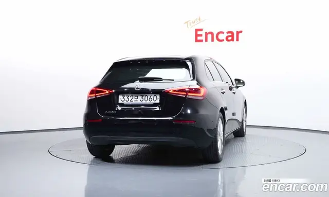 Mercedes-Benz A-Class 2019 2.0 автомат (гидро), миниатюра 4 Mercedes-Benz A-Class 2019 2.0 автомат (гидро), миниатюра 4