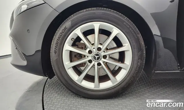 Mercedes-Benz A-Class 2019 2.0 автомат (гидро), миниатюра 5 Mercedes-Benz A-Class 2019 2.0 автомат (гидро), миниатюра 5