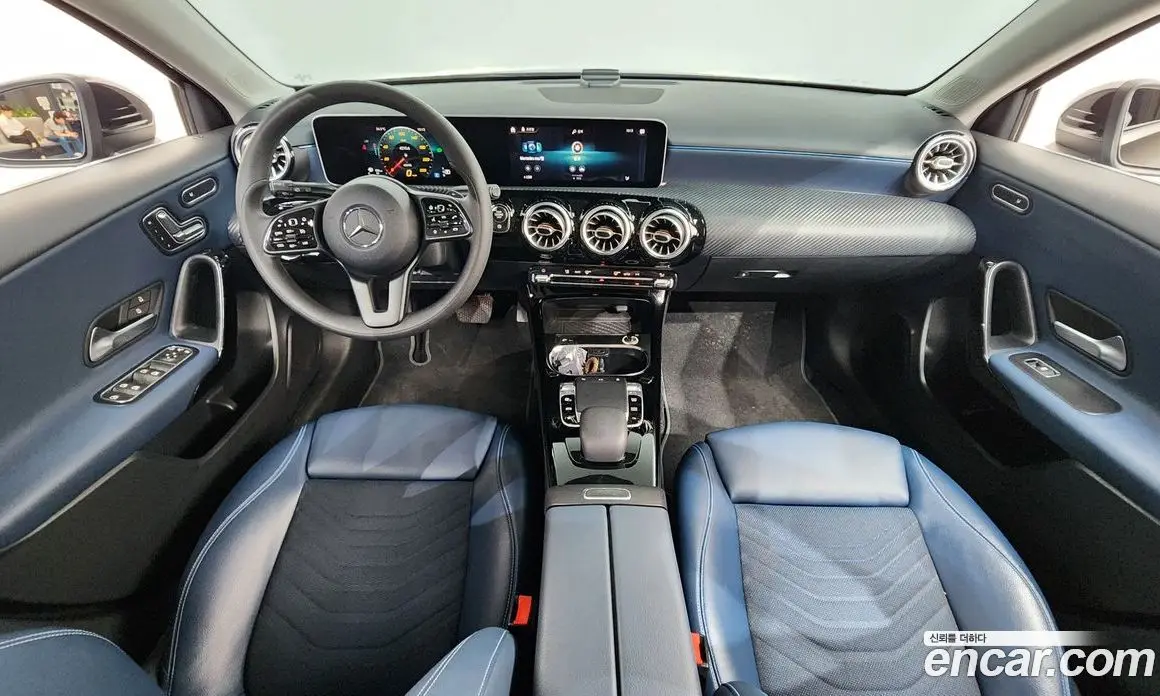Mercedes-Benz A-Class 2019 2.0 автомат (гидро), фото 10 Mercedes-Benz A-Class 2019 2.0 автомат (гидро), фото 10