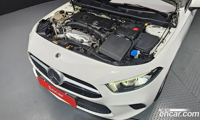 Mercedes-Benz A-Class 2020 2.0 автомат (гидро), миниатюра 6