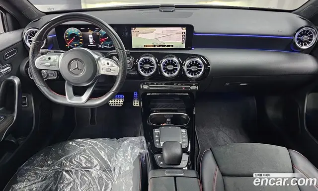 Mercedes-Benz A-Class 2021 2.0 автомат (гидро), миниатюра 10