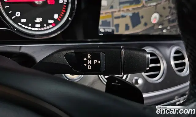 Mercedes-Benz E-Class 2017 1.9 автомат (гидро), миниатюра 12