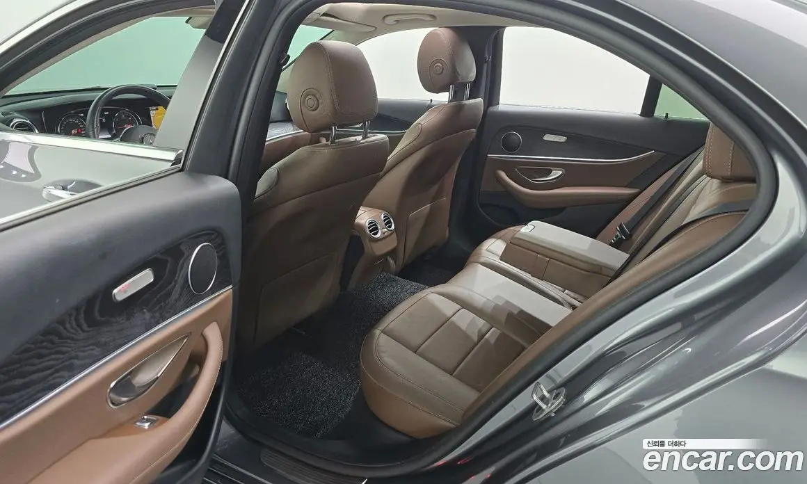 Mercedes-Benz E-Class 2018 1.9 автомат (гидро), фото 18
