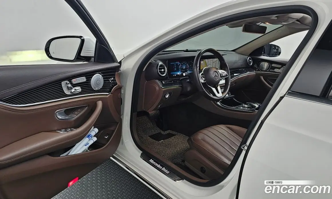 Mercedes-Benz E-Class 2020 3.0 автомат (гидро), фото 13 Mercedes-Benz E-Class 2020 3.0 автомат (гидро), фото 13