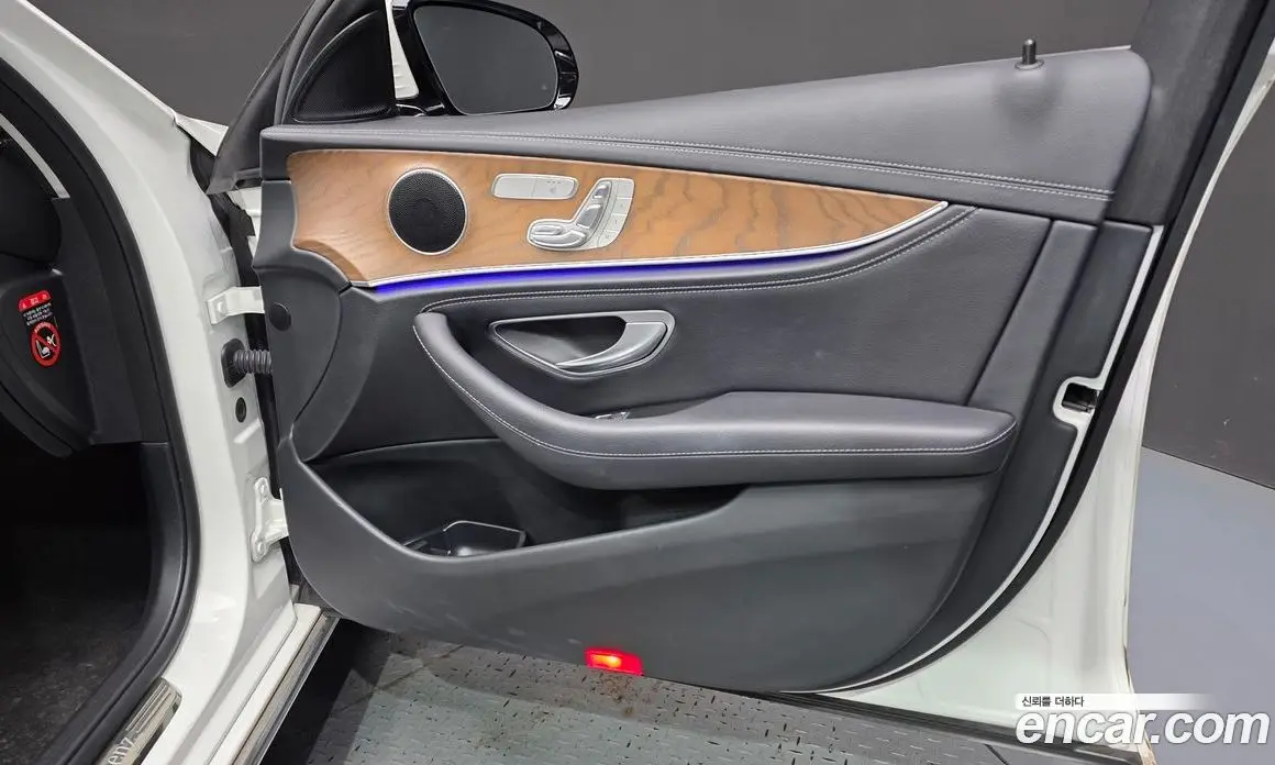Mercedes-Benz E-Class 2020 1.9 автомат (гидро), фото 14
