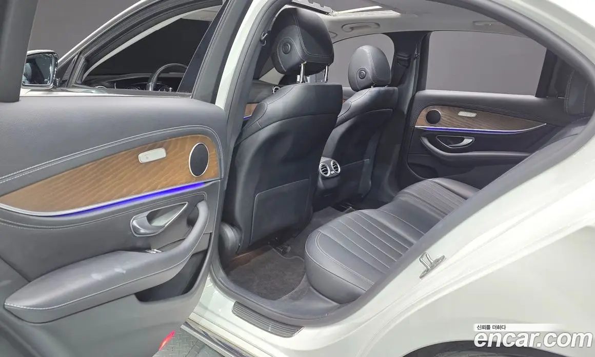 Mercedes-Benz E-Class 2020 1.9 автомат (гидро), фото 18
