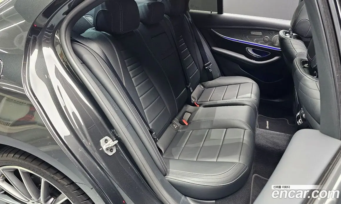 Mercedes-Benz E-Class 2021 2.0 автомат (гидро), фото 17