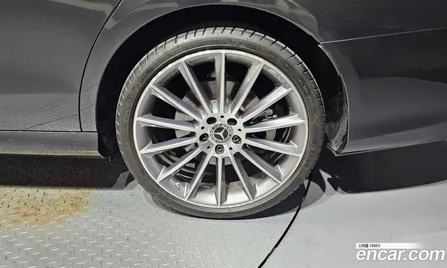 Mercedes-Benz E-Class 2021 2.0 автомат (гидро), миниатюра 7