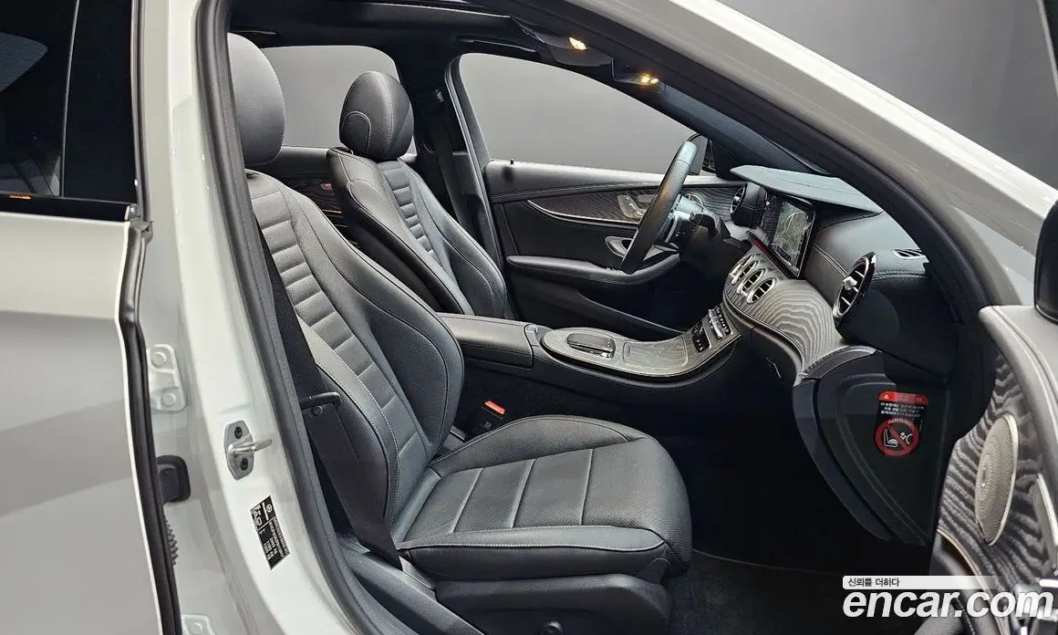 Mercedes-Benz E-Class 2022 2.0 автомат (гидро), фото 16