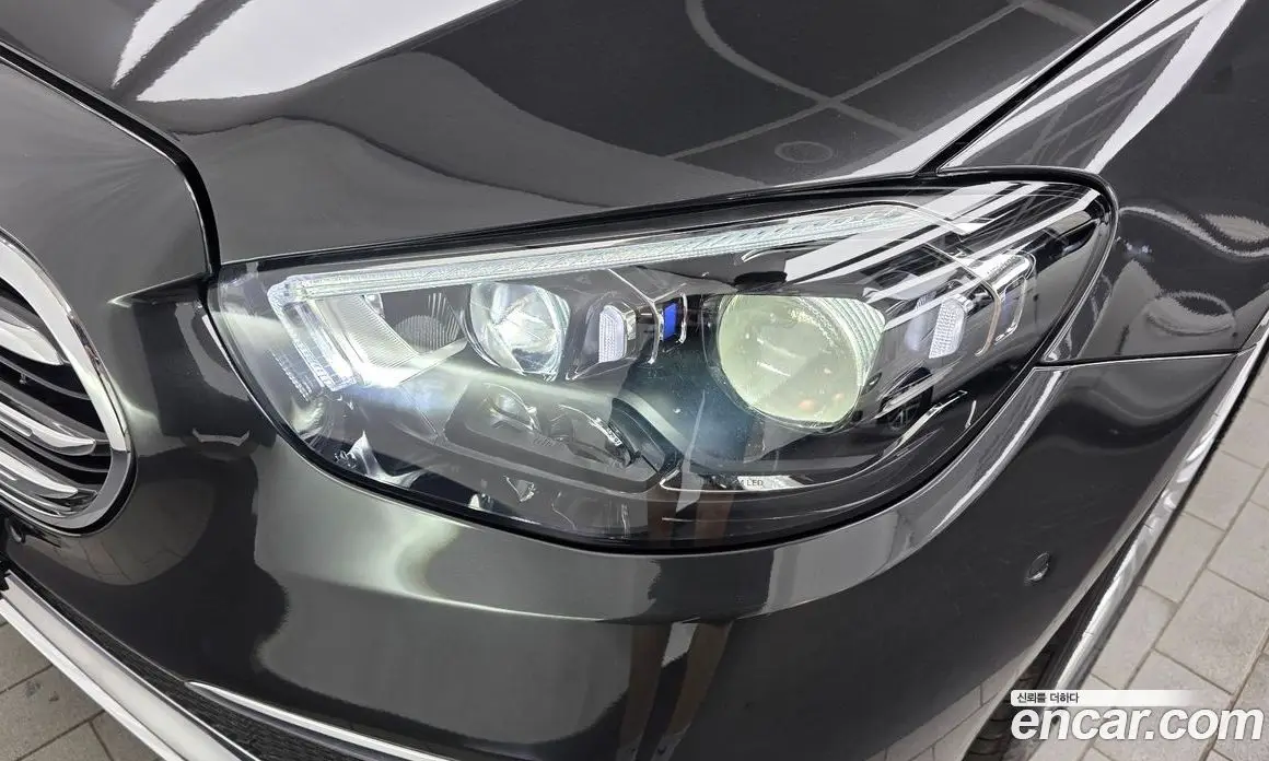 Mercedes-Benz E-Class 2023 2.0 автомат (гидро), фото 8