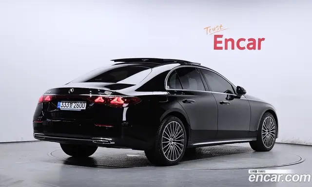 Mercedes-Benz E-Class 2024 3.0 автомат (гидро), миниатюра 2 Mercedes-Benz E-Class 2024 3.0 автомат (гидро), миниатюра 2