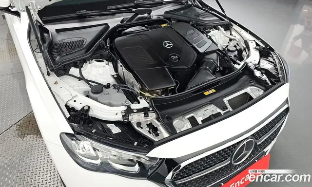 Mercedes-Benz E-Class 2024 2.0 автомат (гидро), миниатюра 5 Mercedes-Benz E-Class 2024 2.0 автомат (гидро), миниатюра 5