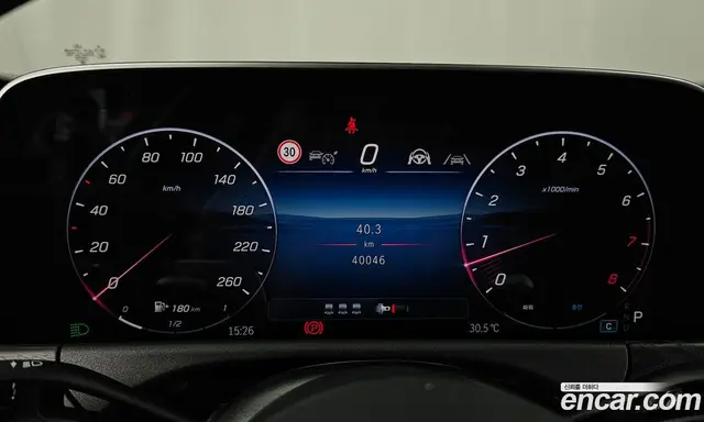 Mercedes-Benz E-Class 2025 2.0 автомат (гидро), миниатюра 11