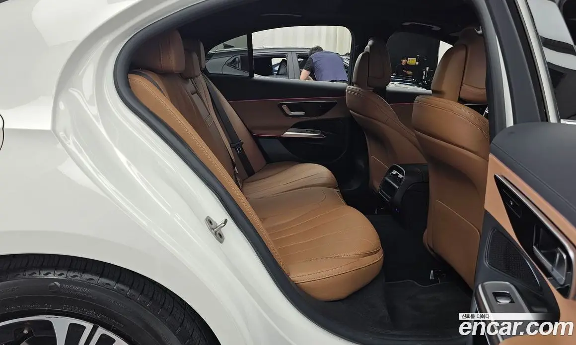 Mercedes-Benz E-Class 2025 2.0 автомат (гидро), фото 18
