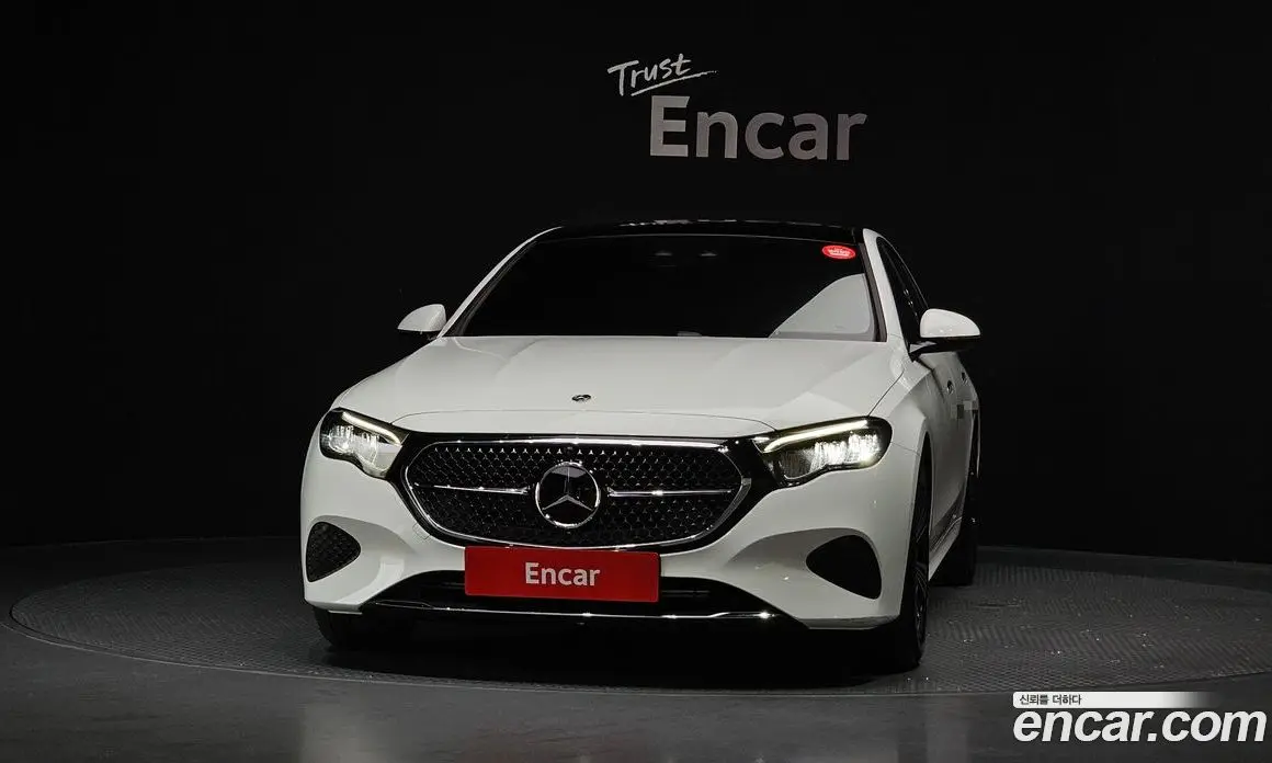Mercedes-Benz E-Class 2025 2.0 автомат (гидро), фото 3