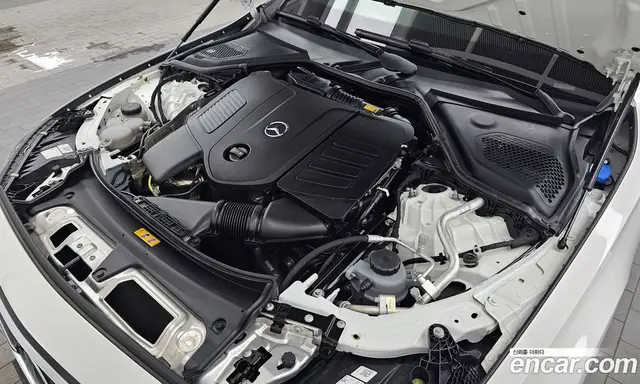 Mercedes-Benz E-Class 2025 2.0 автомат (гидро), миниатюра 6