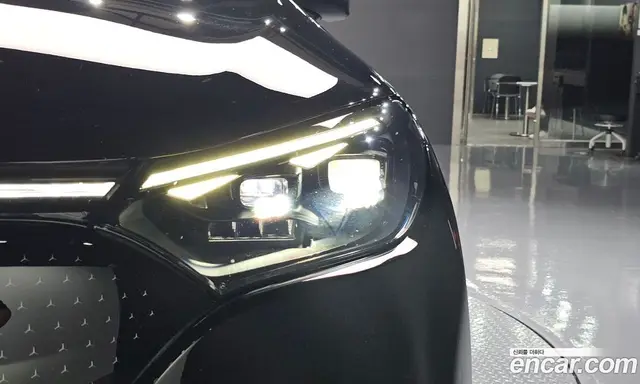 Mercedes-Benz EQE 2023 0.3 автомат (гидро), миниатюра 8 Mercedes-Benz EQE 2023 0.3 автомат (гидро), миниатюра 8