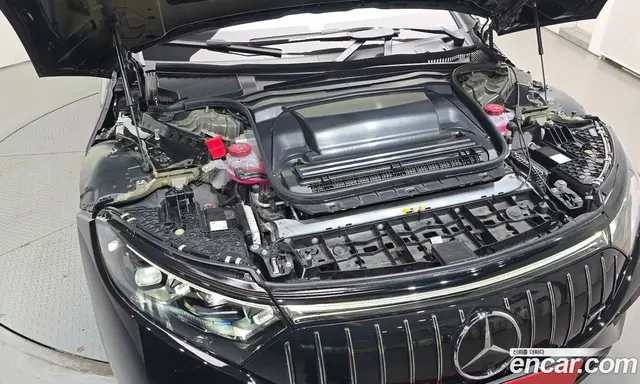Mercedes-Benz EQS 2022 0.3 автомат (гидро), миниатюра 6