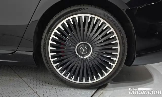 Mercedes-Benz EQS 2022 0.3 автомат (гидро), миниатюра 7