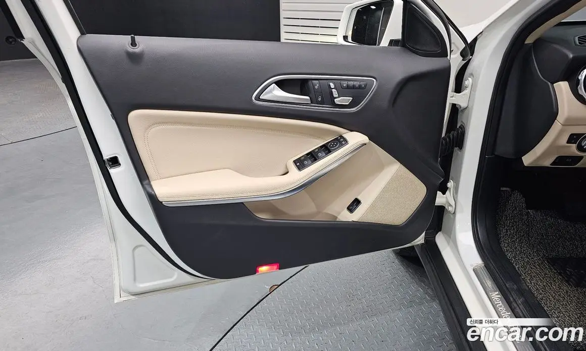 Mercedes-Benz GLA-Class 2018 2.0 автомат (гидро), фото 13 Mercedes-Benz GLA-Class 2018 2.0 автомат (гидро), фото 13