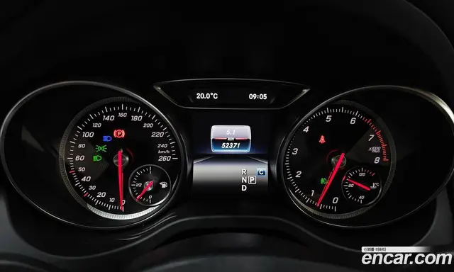 Mercedes-Benz GLA-Class 2018 2.0 автомат (гидро), миниатюра 10 Mercedes-Benz GLA-Class 2018 2.0 автомат (гидро), миниатюра 10