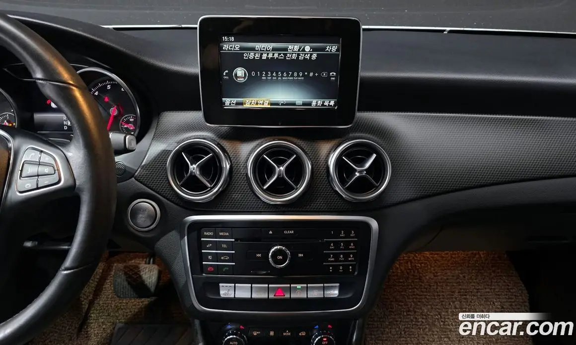 Mercedes-Benz GLA-Class 2019 2.0 автомат (гидро), фото 20 Mercedes-Benz GLA-Class 2019 2.0 автомат (гидро), фото 20