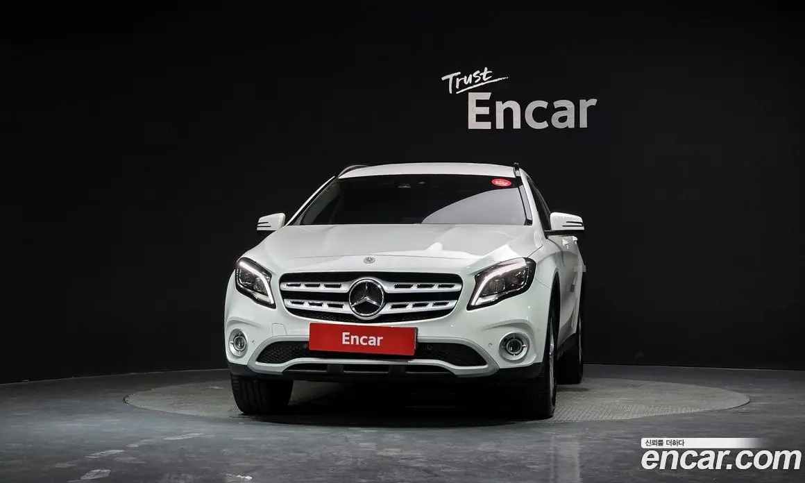 Mercedes-Benz GLA-Class 2019 2.0 автомат (гидро), фото 3 Mercedes-Benz GLA-Class 2019 2.0 автомат (гидро), фото 3