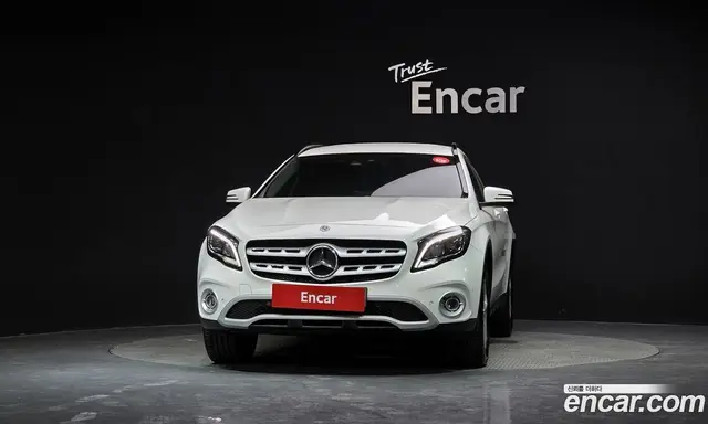 Mercedes-Benz GLA-Class 2019 2.0 автомат (гидро), миниатюра 3 Mercedes-Benz GLA-Class 2019 2.0 автомат (гидро), миниатюра 3