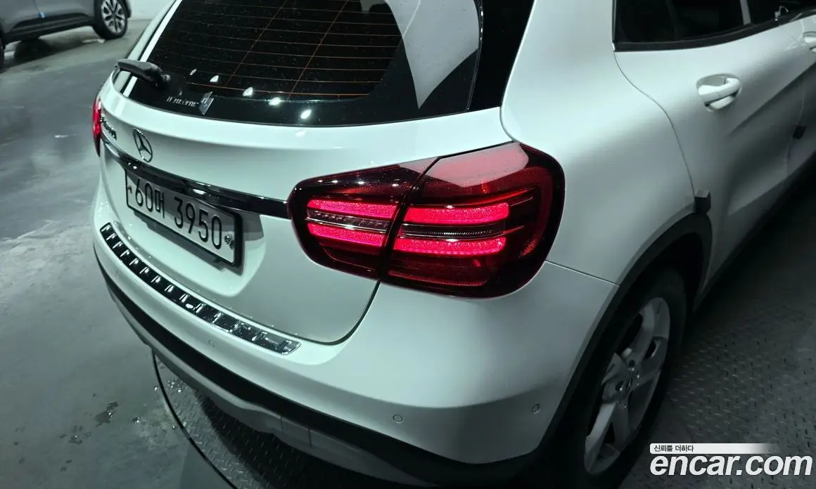 Mercedes-Benz GLA-Class 2019 2.0 автомат (гидро), фото 9 Mercedes-Benz GLA-Class 2019 2.0 автомат (гидро), фото 9