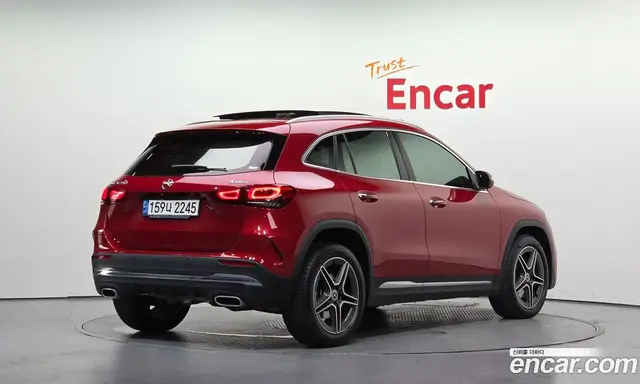 Mercedes-Benz GLA-Class 2020 2.0 автомат (гидро), миниатюра 2