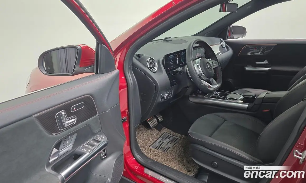 Mercedes-Benz GLA-Class 2020 2.0 автомат (гидро), фото 18