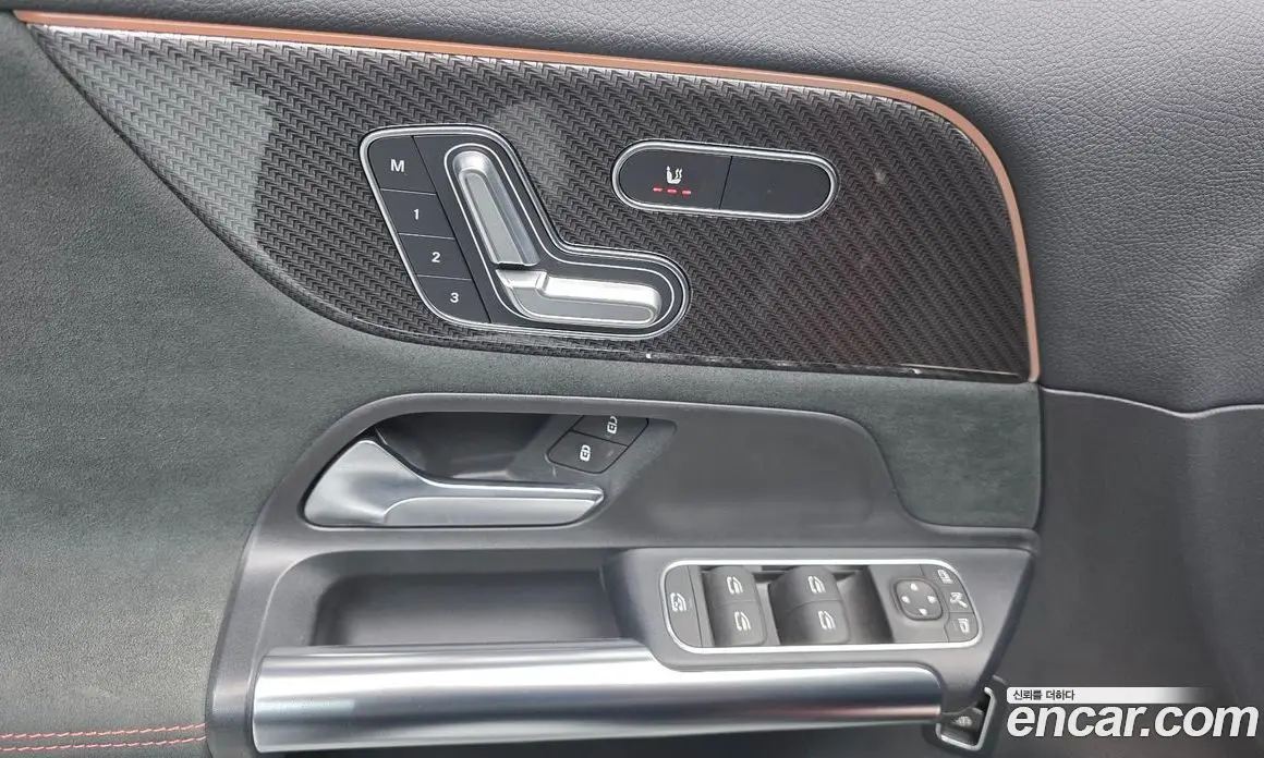 Mercedes-Benz GLA-Class 2020 2.0 автомат (гидро), фото 19