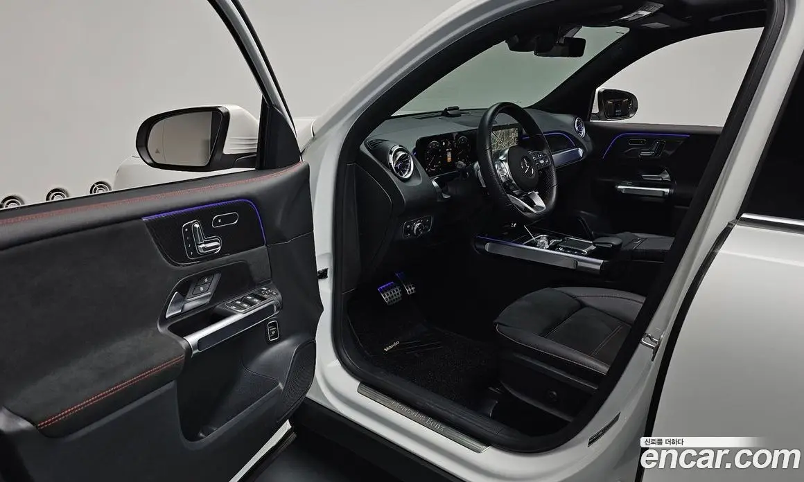 Mercedes-Benz GLB-Class 2023 2.0 автомат (гидро), фото 13