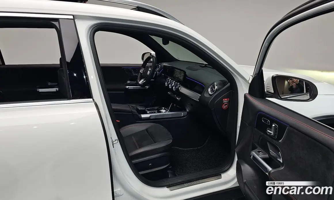 Mercedes-Benz GLB-Class 2023 2.0 автомат (гидро), фото 16
