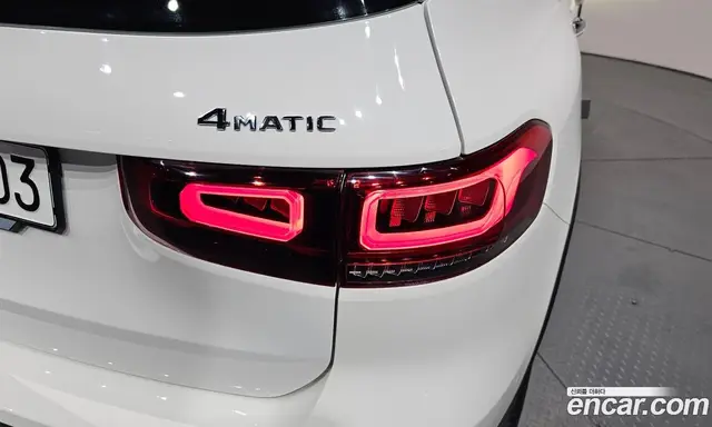 Mercedes-Benz GLB-Class 2023 2.0 автомат (гидро), миниатюра 9