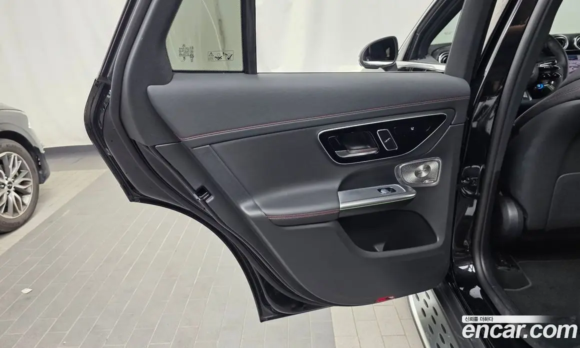 Mercedes-Benz GLC-Class 2024 2.0 автомат (гидро), фото 15