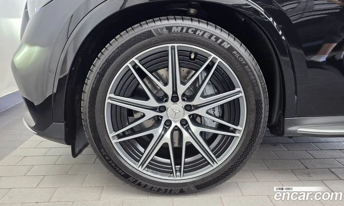 Mercedes-Benz GLC-Class 2024 2.0 автомат (гидро), фото 5