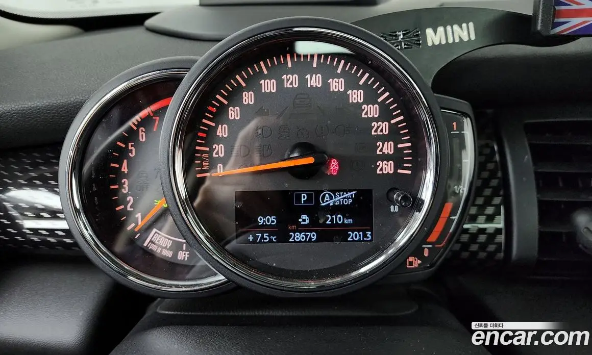 Mini Cooper 2019 2.0 автомат (гидро), фото 11 Mini Cooper 2019 2.0 автомат (гидро), фото 11