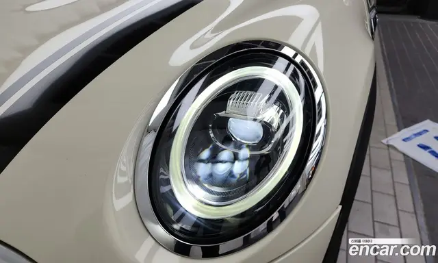 Mini Cooper 2019 2.0 автомат (гидро), миниатюра 8 Mini Cooper 2019 2.0 автомат (гидро), миниатюра 8