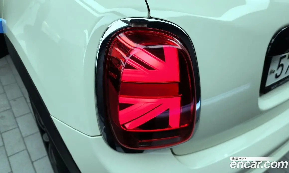 Mini Cooper 2019 2.0 автомат (гидро), фото 9 Mini Cooper 2019 2.0 автомат (гидро), фото 9