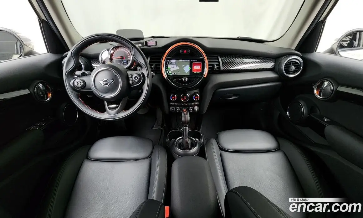 Mini Cooper 2019 2.0 автомат (гидро), фото 10 Mini Cooper 2019 2.0 автомат (гидро), фото 10